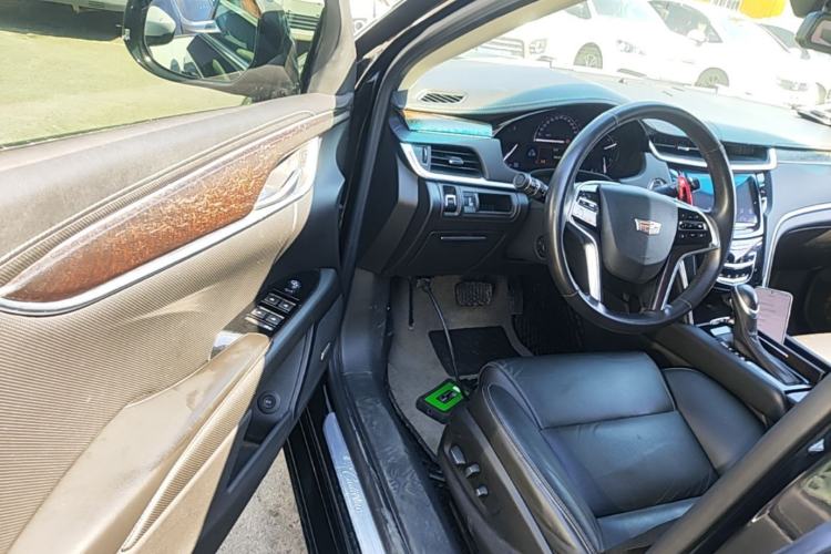 Used Cadillac XTS 2018 28T Elite Edition Driver Seat