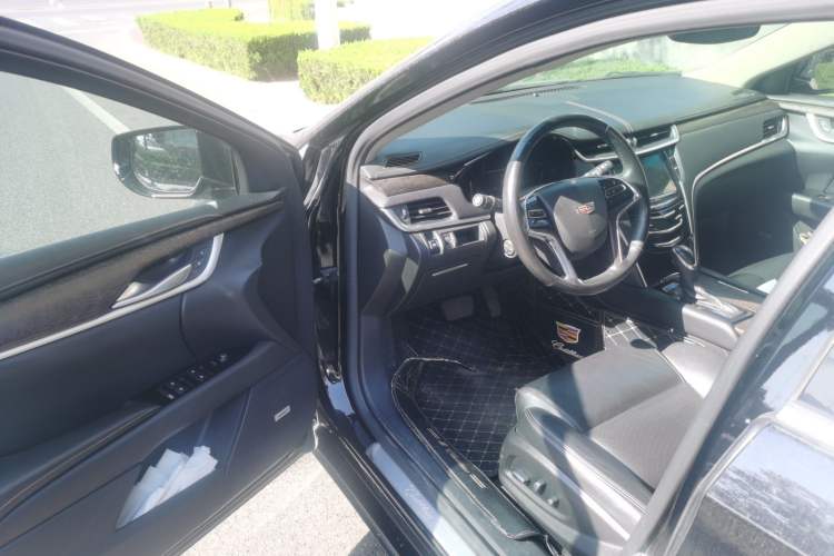 Used Cadillac XTS 2018 28T Elite Edition Driver Seat