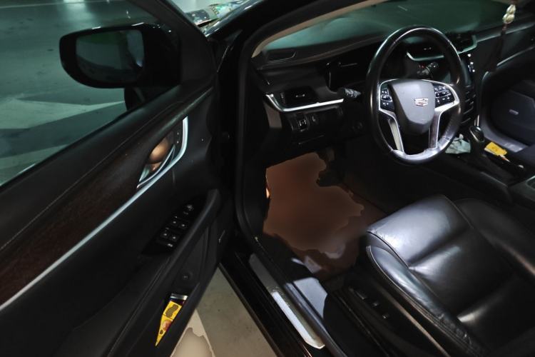 Used Cadillac XTS 2018 28T Elite Edition Driver Seat