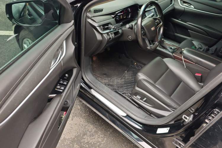 Used Cadillac XTS 2018 28T Tech Edition Driver Seat