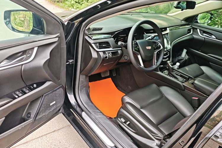 Used Cadillac XTS 2018 28T Tech Edition Driver Seat