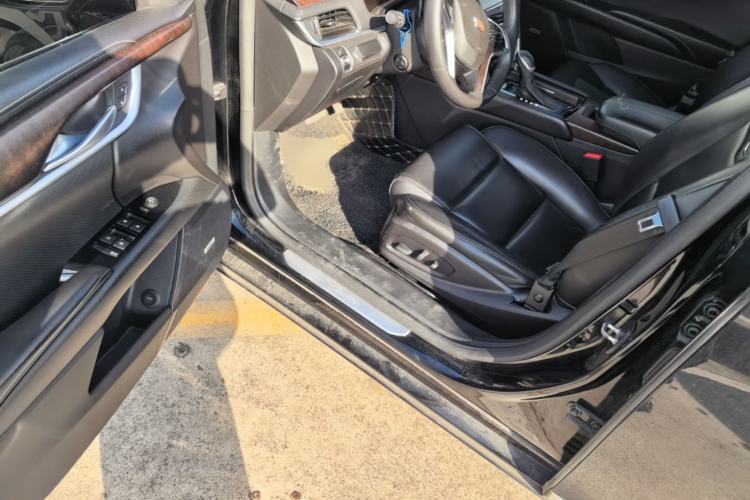 Used Cadillac XTS 2018 28T Elite Edition Driver Seat