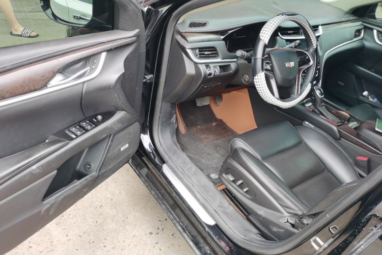 Used Cadillac XTS 2018 28T Elite Edition Driver Seat