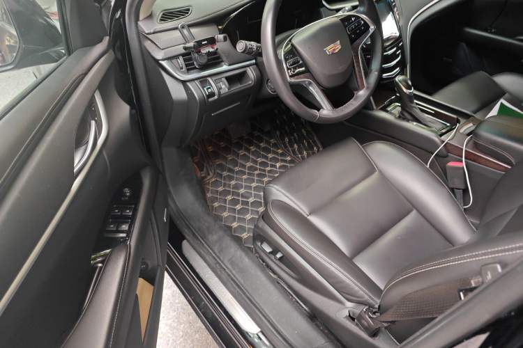 Used Cadillac XTS 2018 28T Tech Edition Driver Seat