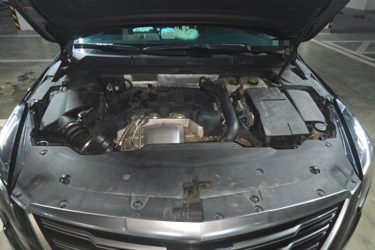 Used Cadillac XTS 2018 28T Elite Edition Engine Bay