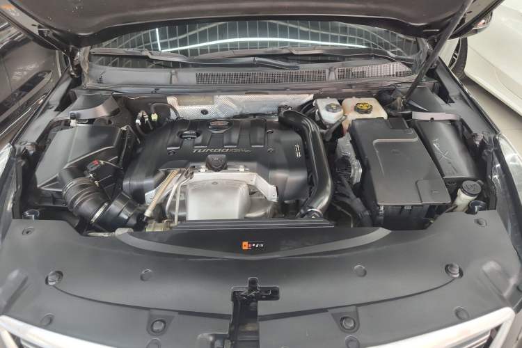Used Cadillac XTS 2018 28T Tech Edition Engine Bay