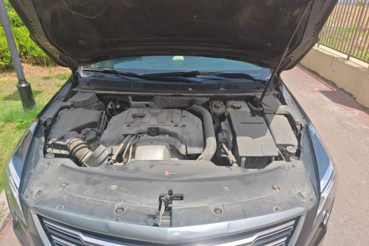 Used Cadillac XTS 2018 28T Elite Edition Engine Bay