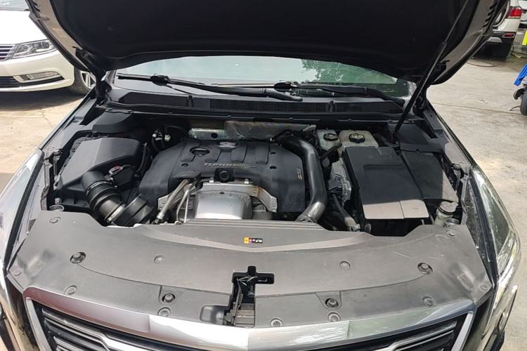 Used Cadillac XTS 2018 28T Elite Edition Engine Bay