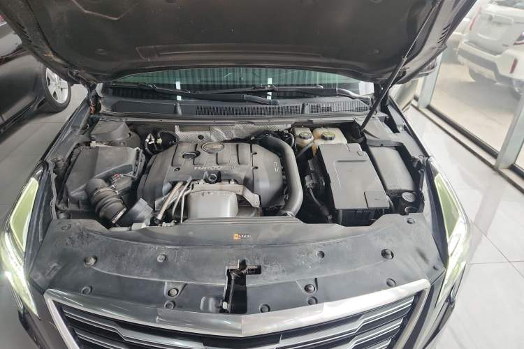 Used Cadillac XTS 2018 28T Tech Edition Engine Bay