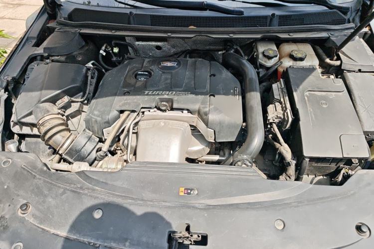 Used Cadillac XTS 2018 28T Elite Edition Engine Bay