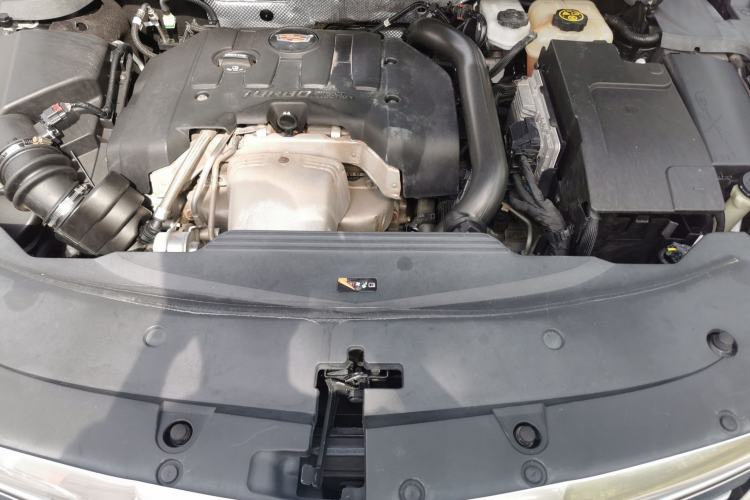 Used Cadillac XTS 2018 28T Tech Edition Engine Bay