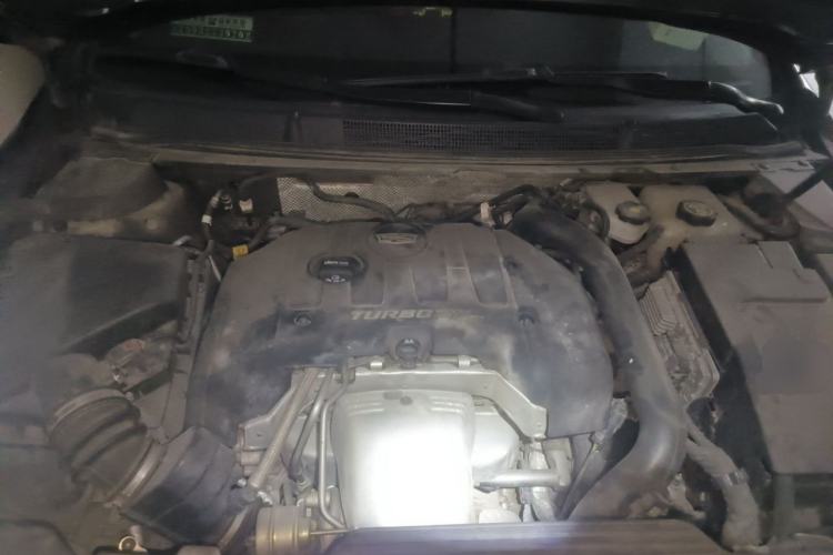 Used Cadillac XTS 2018 28T Elite Edition Engine Bay