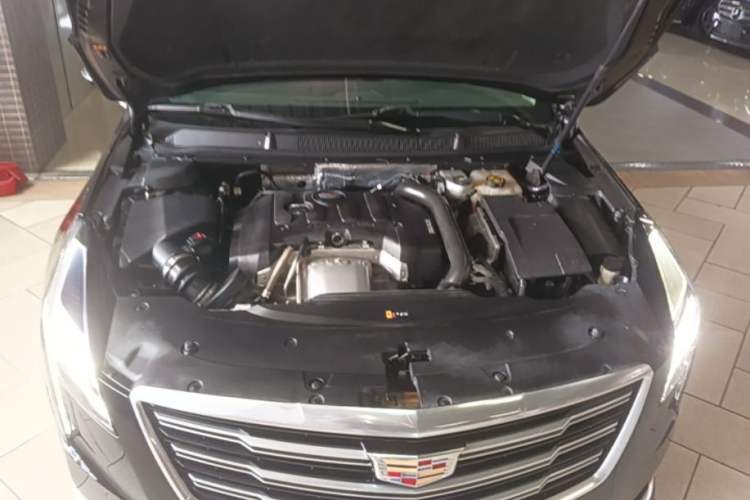 Used Cadillac XTS 2018 28T Elite Edition Engine Bay