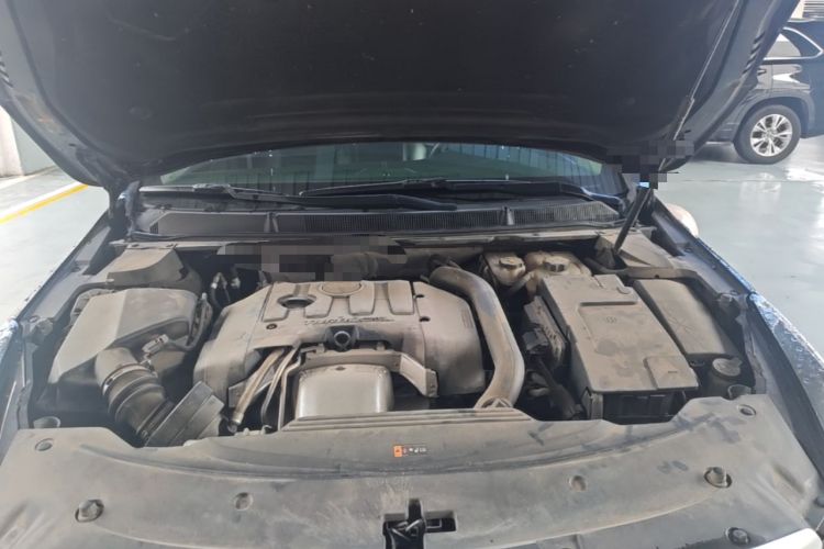 Used Cadillac XTS 2018 28T Elite Edition Engine Bay