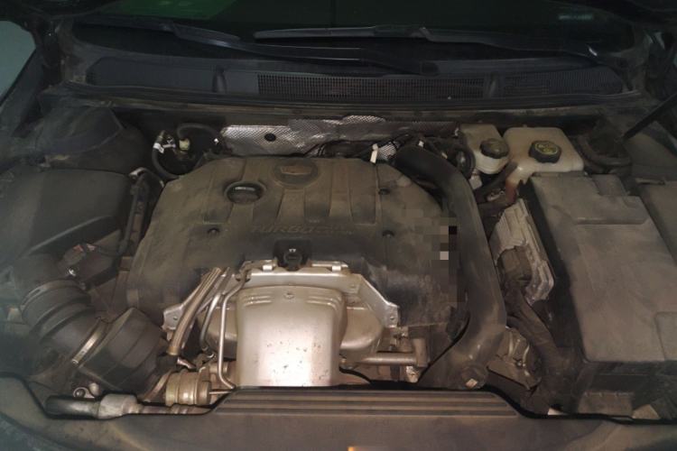 Used Cadillac XTS 2018 28T Elite Edition Engine Bay