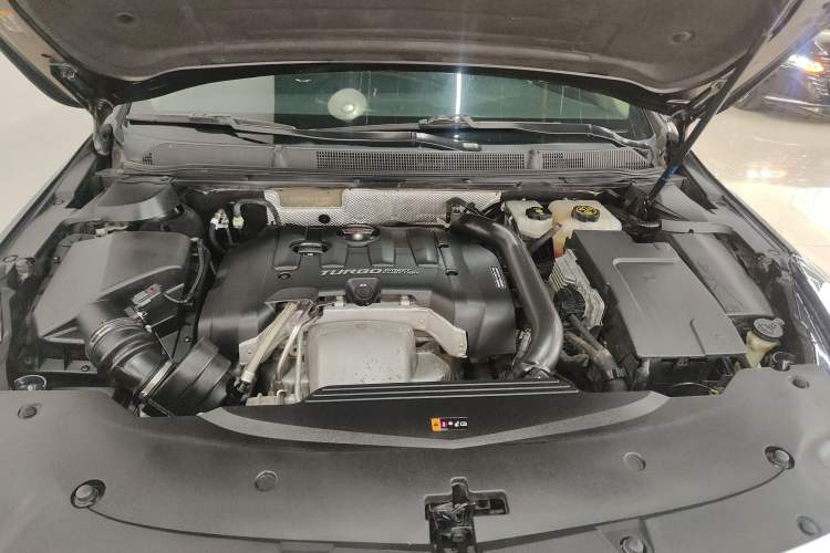 Used Cadillac XTS 2018 28T Tech Edition Engine Bay