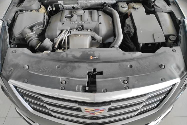 Used Cadillac XTS 2018 28T Tech Edition Engine Bay
