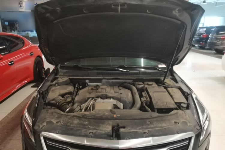 Used Cadillac XTS 2018 28T Elite Edition Engine Bay
