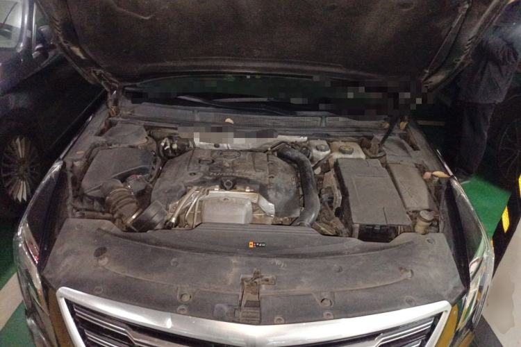 Used Cadillac XTS 2018 28T Elite Edition Engine Bay