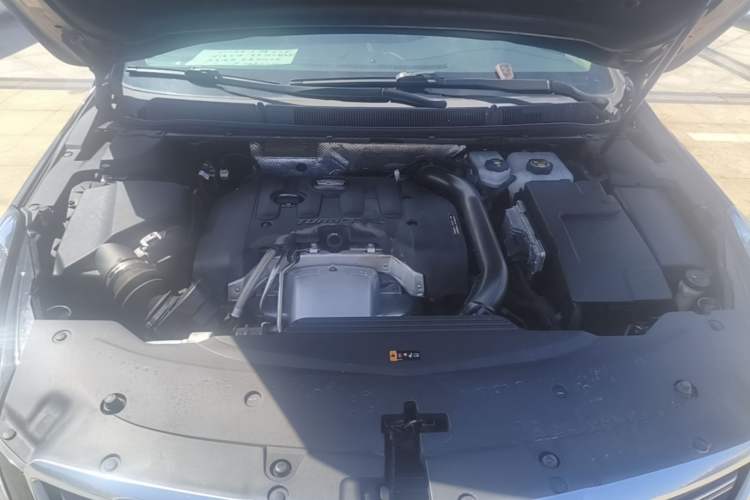 Used Cadillac XTS 2018 28T Elite Edition Engine Bay