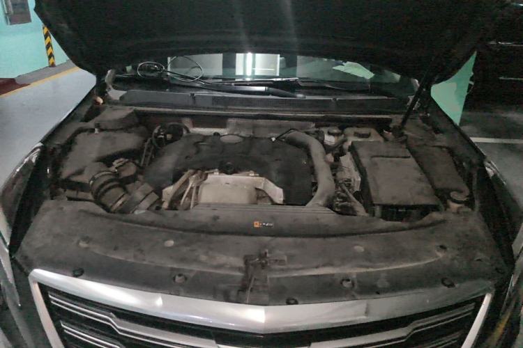 Used Cadillac XTS 2018 28T Elite Edition Engine Bay