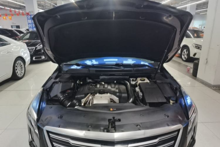 Used Cadillac XTS 2018 28T Elite Edition Engine Bay