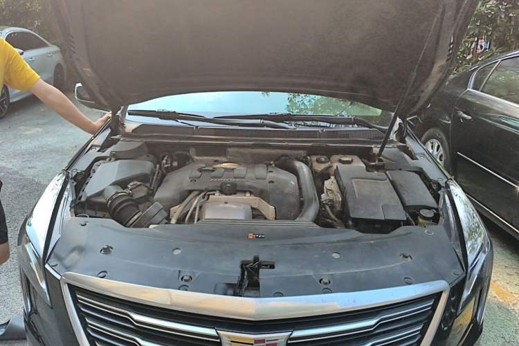 Used Cadillac XTS 2018 28T Tech Edition Engine Bay