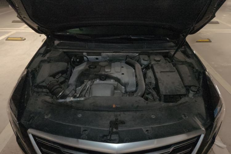 Used Cadillac XTS 2018 28T Elite Edition Engine Bay