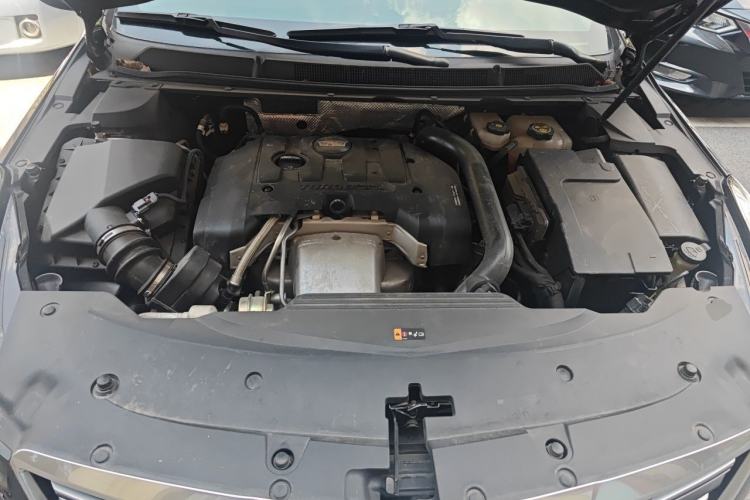 Used Cadillac XTS 2018 28T Elite Edition Engine Bay