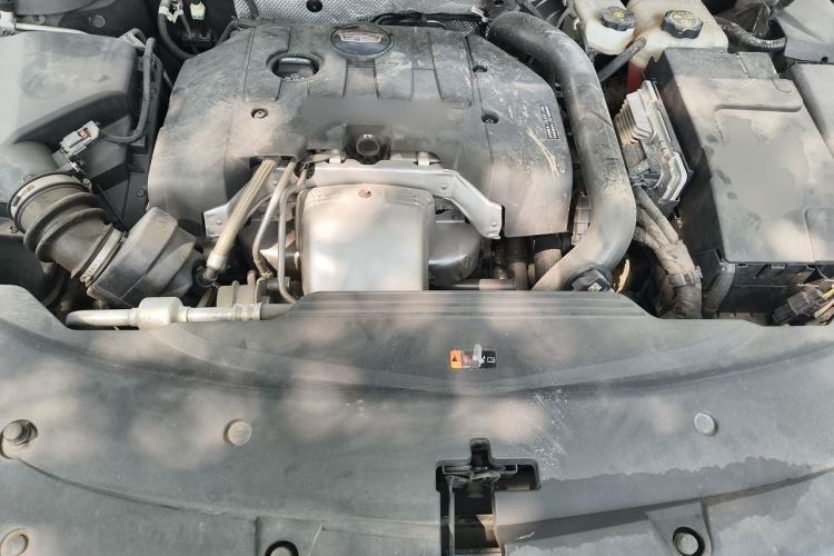 Used Cadillac XTS 2018 28T Elite Edition Engine Bay