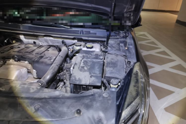 Used Cadillac XTS 2018 28T Elite Edition Engine Bay Left