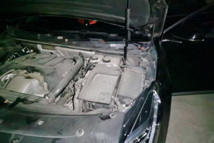 Used Cadillac XTS 2018 28T Tech Edition Engine Bay Left