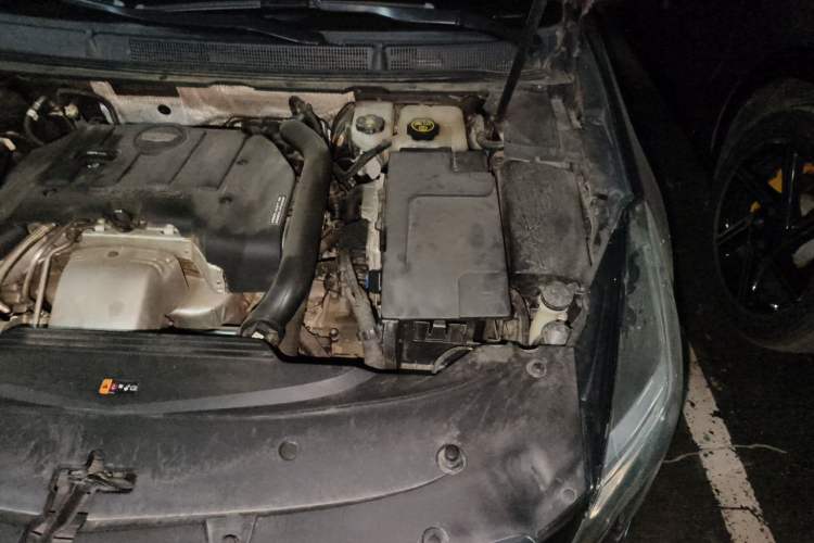 Used Cadillac XTS 2018 28T Tech Edition Engine Bay Left