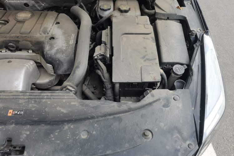 Used Cadillac XTS 2018 28T Elite Edition Engine Bay Left