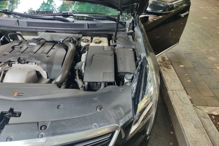 Used Cadillac XTS 2018 28T Tech Edition Engine Bay Left