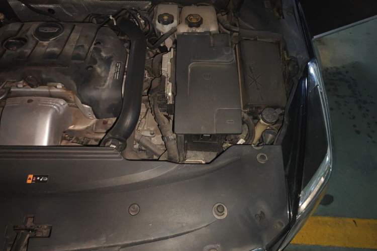 Used Cadillac XTS 2018 28T Elite Edition Engine Bay Left