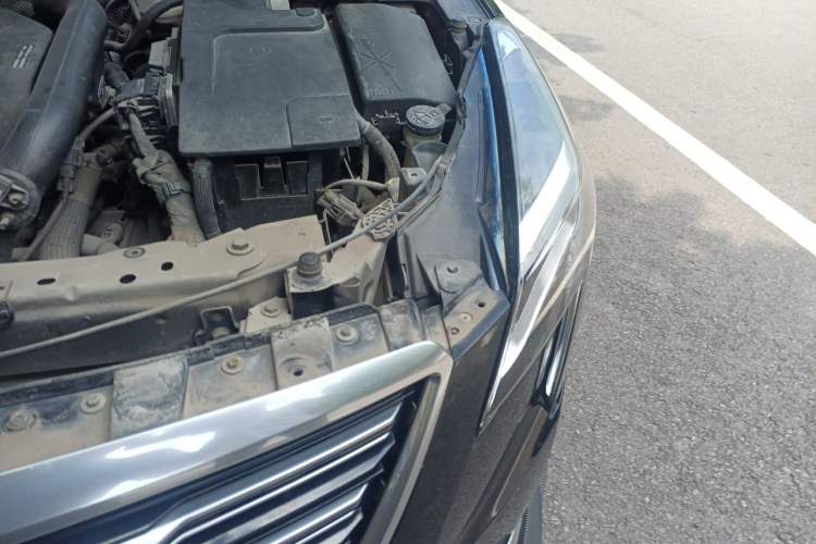Used Cadillac XTS 2018 28T Elite Edition Engine Bay Left