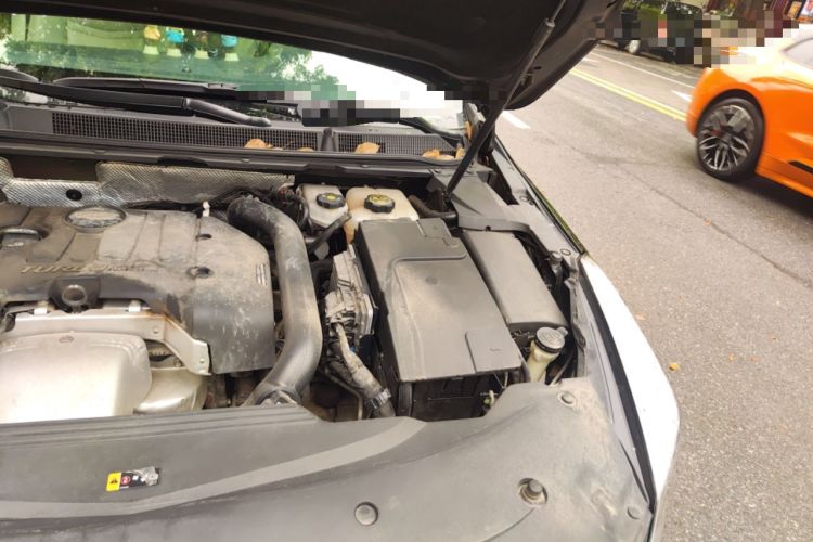 Used Cadillac XTS 2018 28T Tech Edition Engine Bay Left