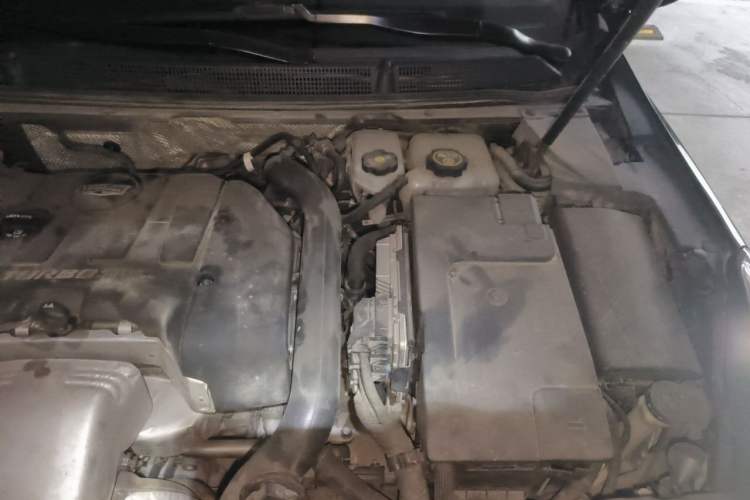 Used Cadillac XTS 2018 28T Elite Edition Engine Bay Left
