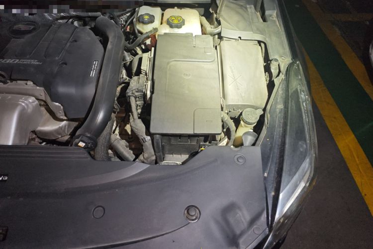 Used Cadillac XTS 2018 28T Tech Edition Engine Bay Left