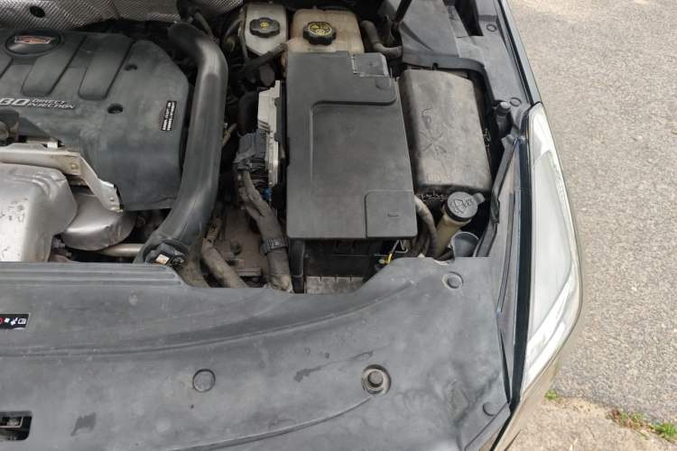 Used Cadillac XTS 2018 28T Elite Edition Engine Bay Left