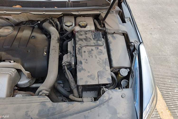 Used Cadillac XTS 2018 28T Elite Edition Engine Bay Left