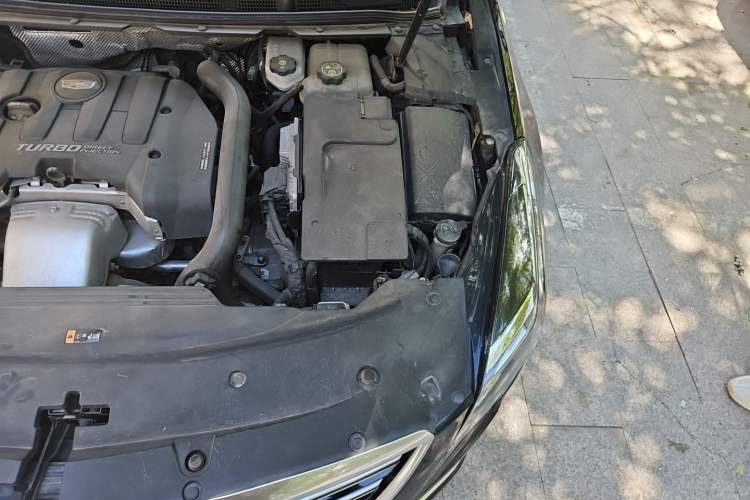 Used Cadillac XTS 2018 28T Tech Edition Engine Bay Left