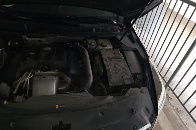 Used Cadillac XTS 2018 28T Tech Edition Engine Bay Left