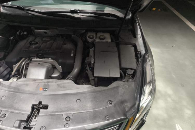 Used Cadillac XTS 2018 28T Tech Edition Engine Bay Left