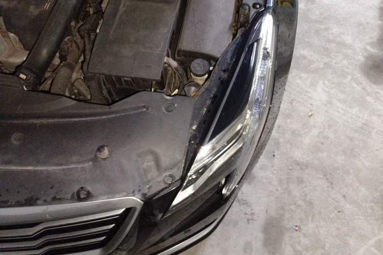 Used Cadillac XTS 2018 28T Tech Edition Engine Bay Left