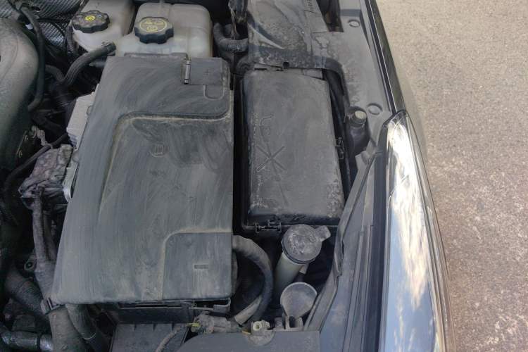 Used Cadillac XTS 2018 28T Tech Edition Engine Bay Left