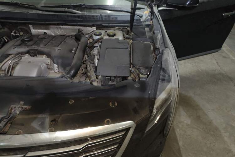 Used Cadillac XTS 2018 28T Tech Edition Engine Bay Left