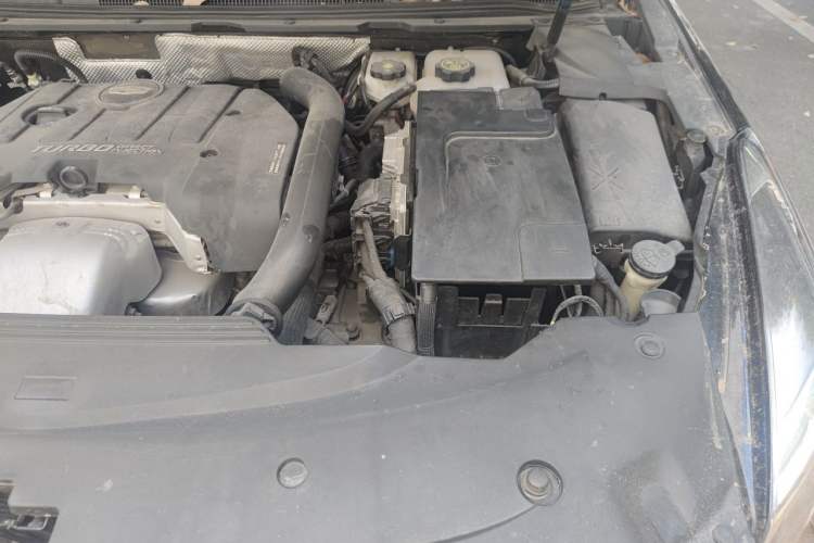 Used Cadillac XTS 2018 28T Tech Edition Engine Bay Left