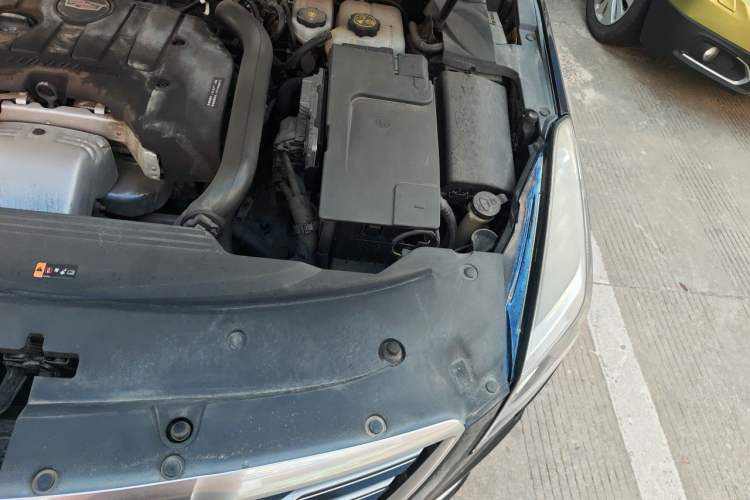 Used Cadillac XTS 2018 28T Tech Edition Engine Bay Left